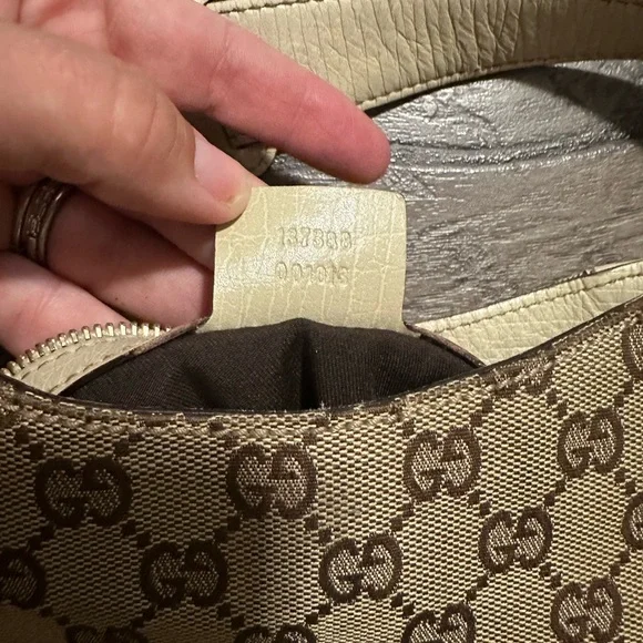 Gucci Brown GG Canvas Hasler Shoulder Bag White Beige Cream - Picture 9 of 9